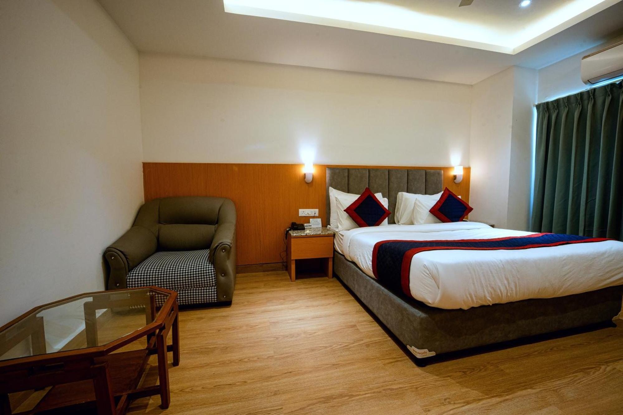 Grand Legacy Beacon, Dehradun Hotel Eksteriør billede