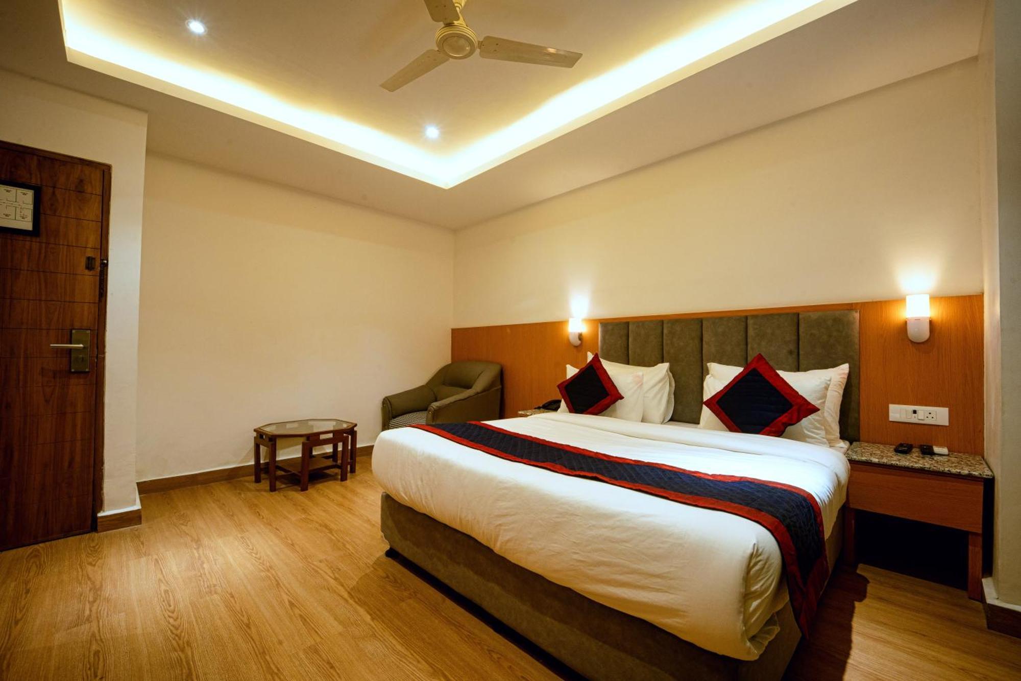 Grand Legacy Beacon, Dehradun Hotel Eksteriør billede