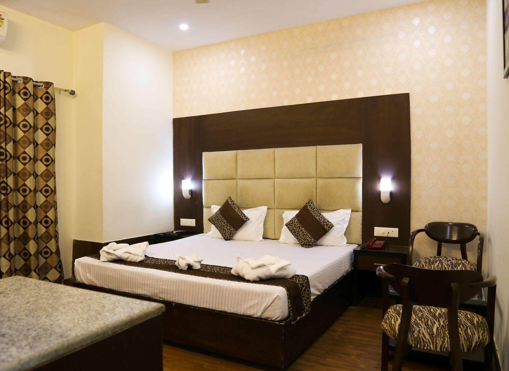 Grand Legacy Beacon, Dehradun Hotel Eksteriør billede